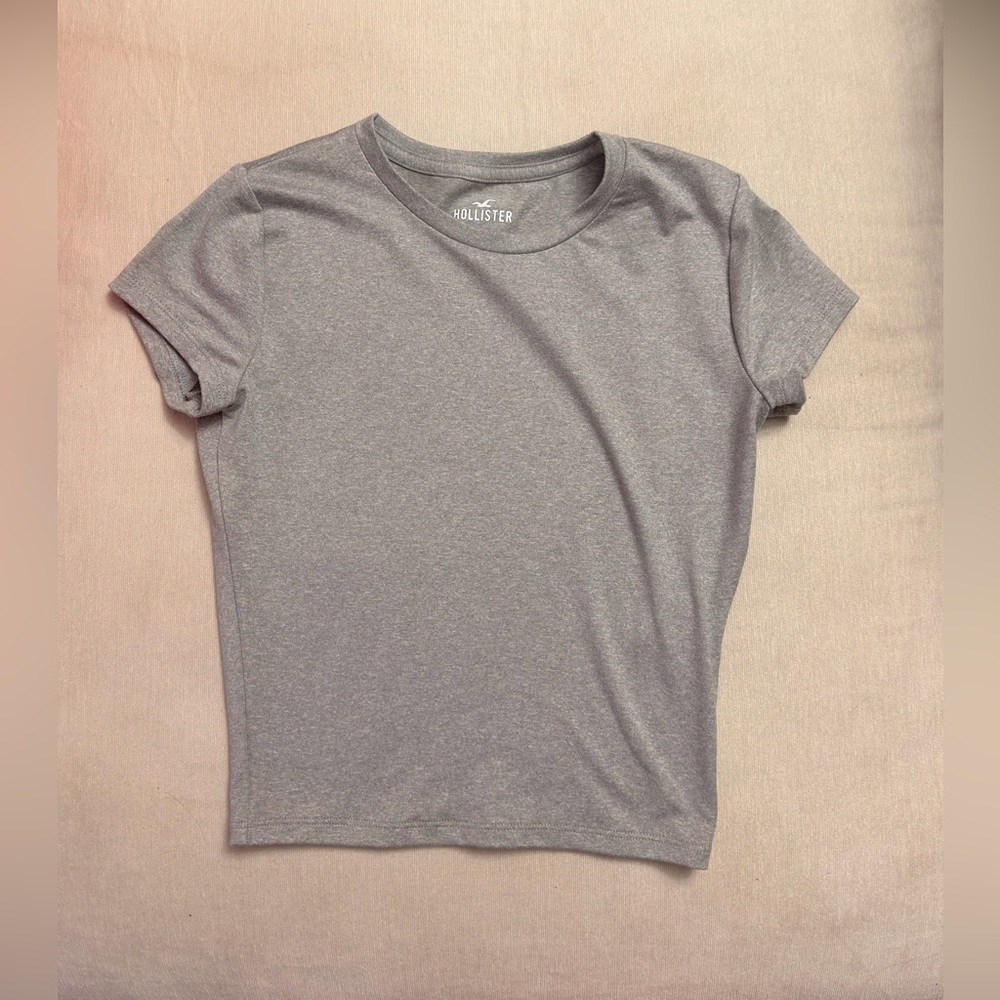 Hollister Heather Gray Tee